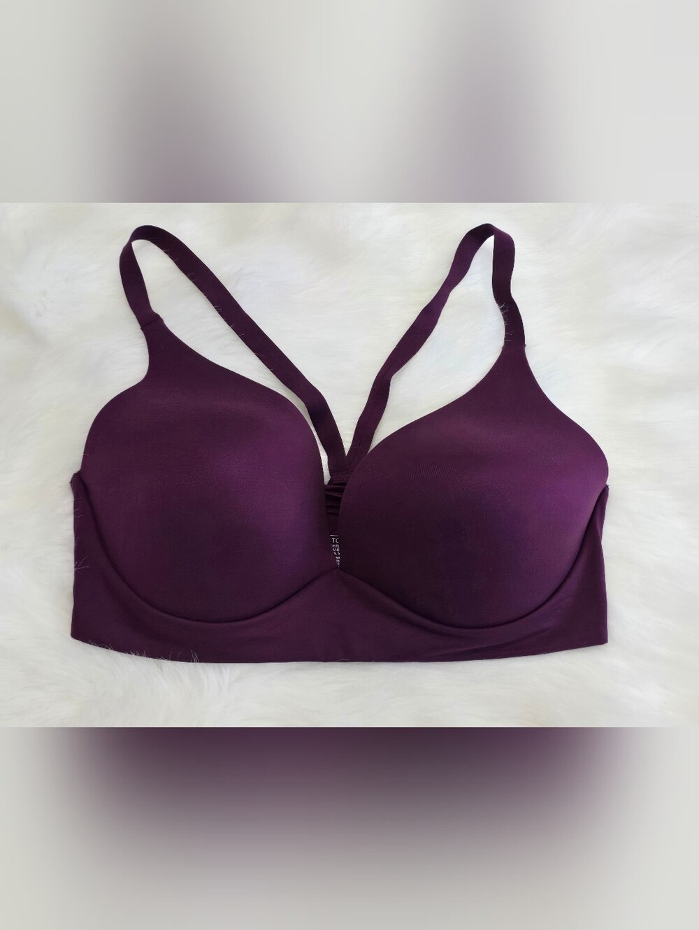Victoria’s Secret Lightly Lined Plunge Bra 36DD Plum Purple